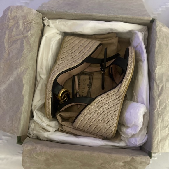 Gucci Platforms - Picture 6 of 8